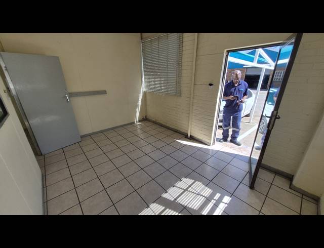 820M² FACTORY TO LET IN BOKSBURG EAST